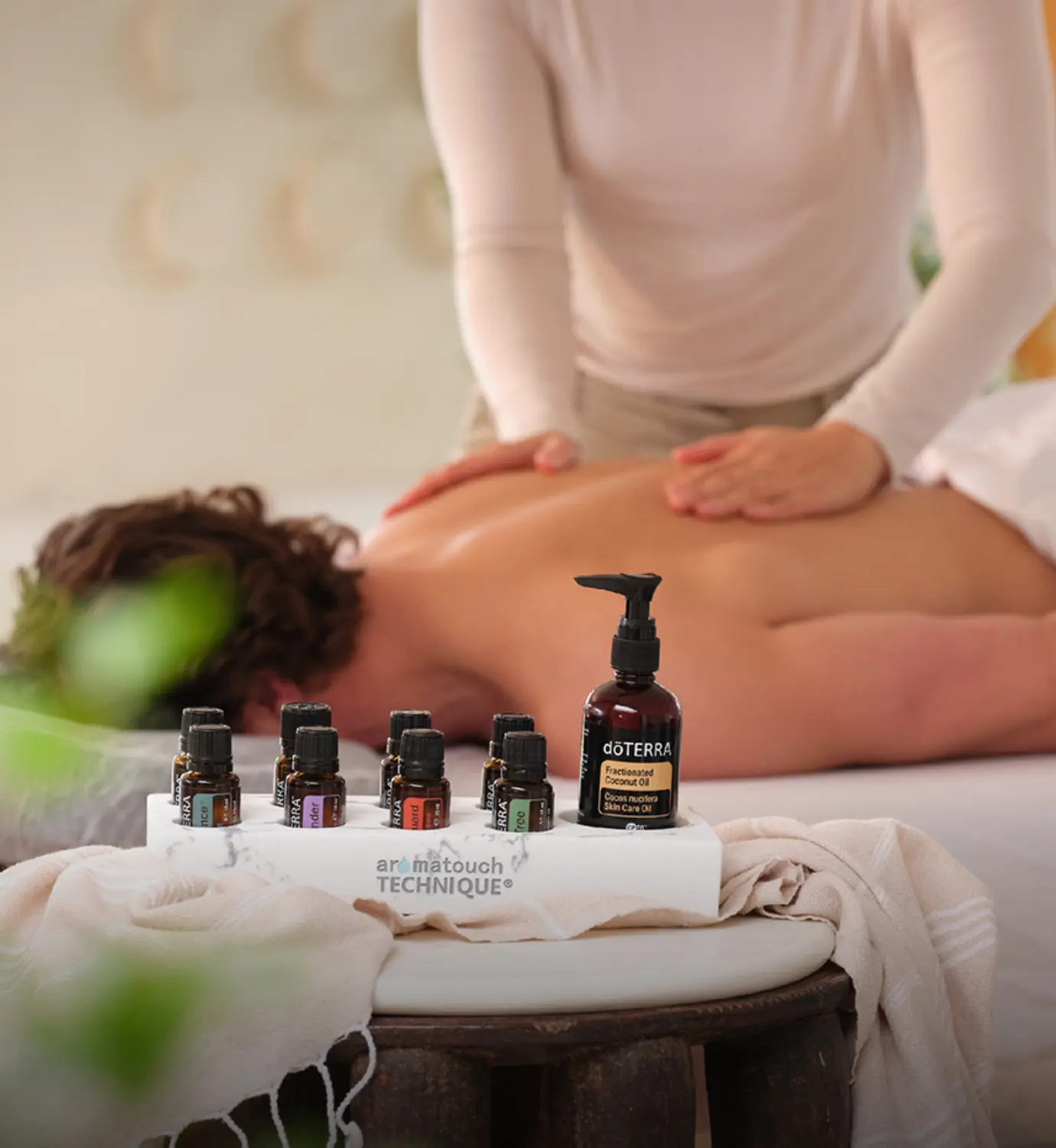 Soin AromaTouch dōTERRA