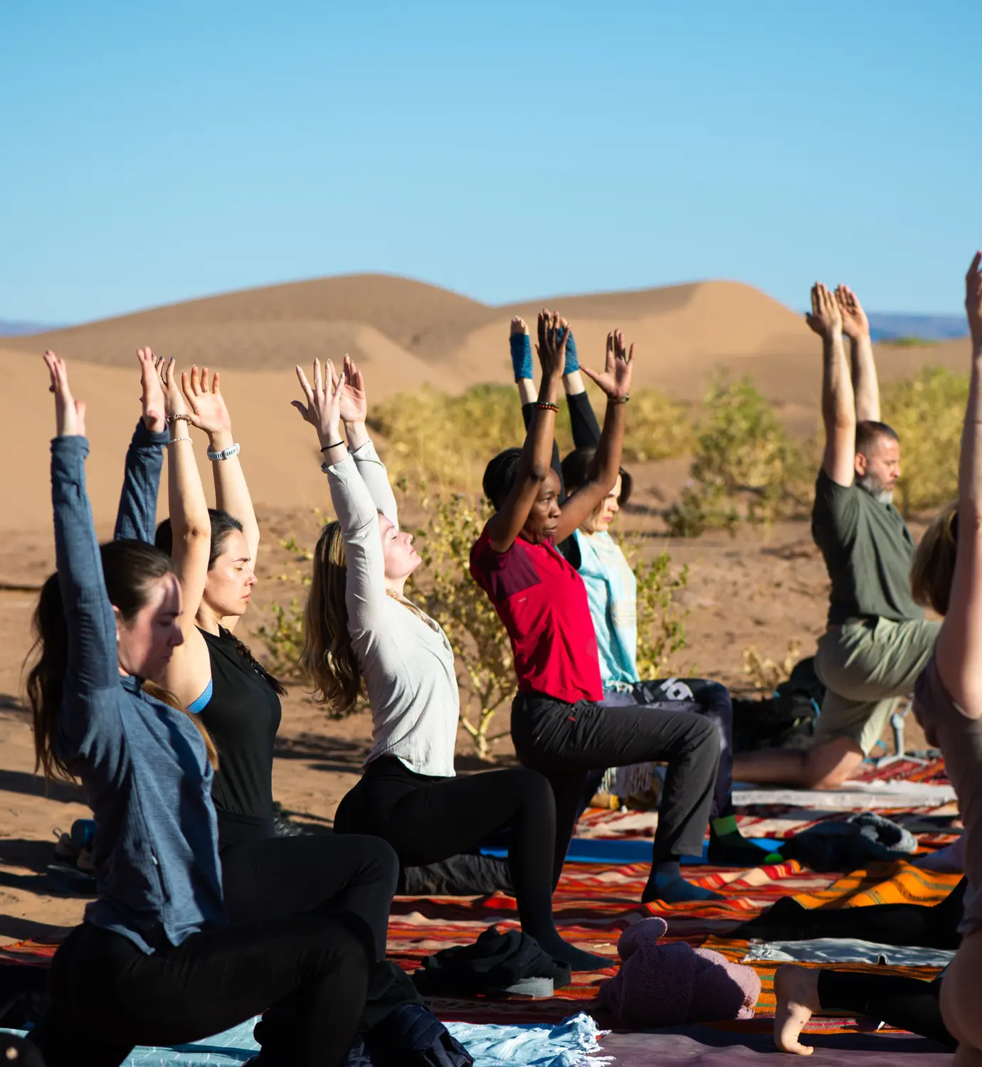 Yoga dans le désert marocain dho9telia : retraite de yoga dans le désert marocain